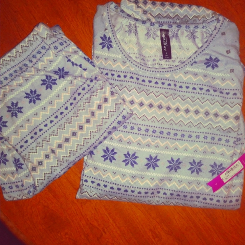 Ambrielle sleepwear